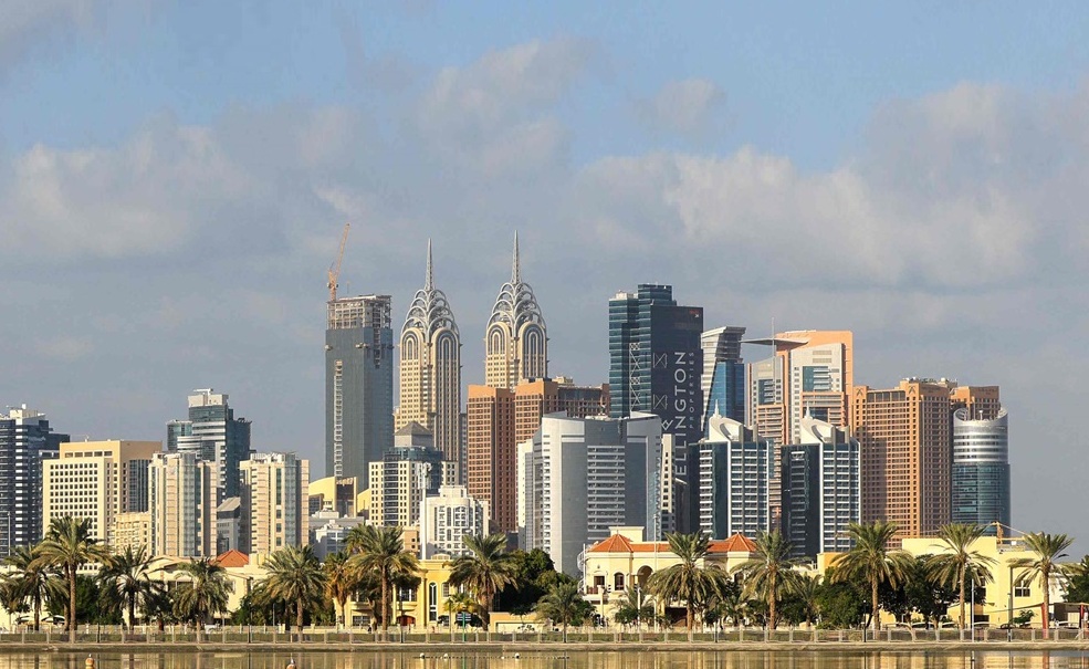 أبراج في منطقة البرشاء في دبي (أرشيفية)